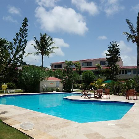 Antigua Village Beach Resort Dickenson Bay Buitenkant foto