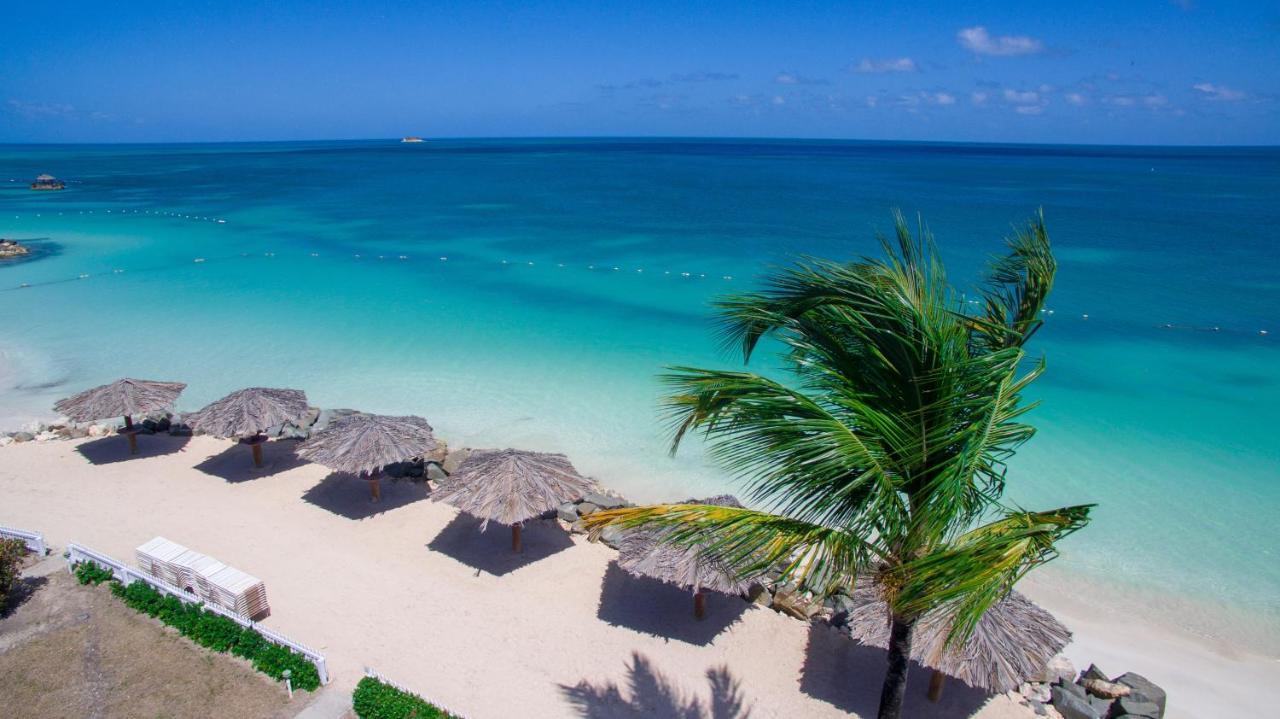 Antigua Village Beach Resort Dickenson Bay Buitenkant foto