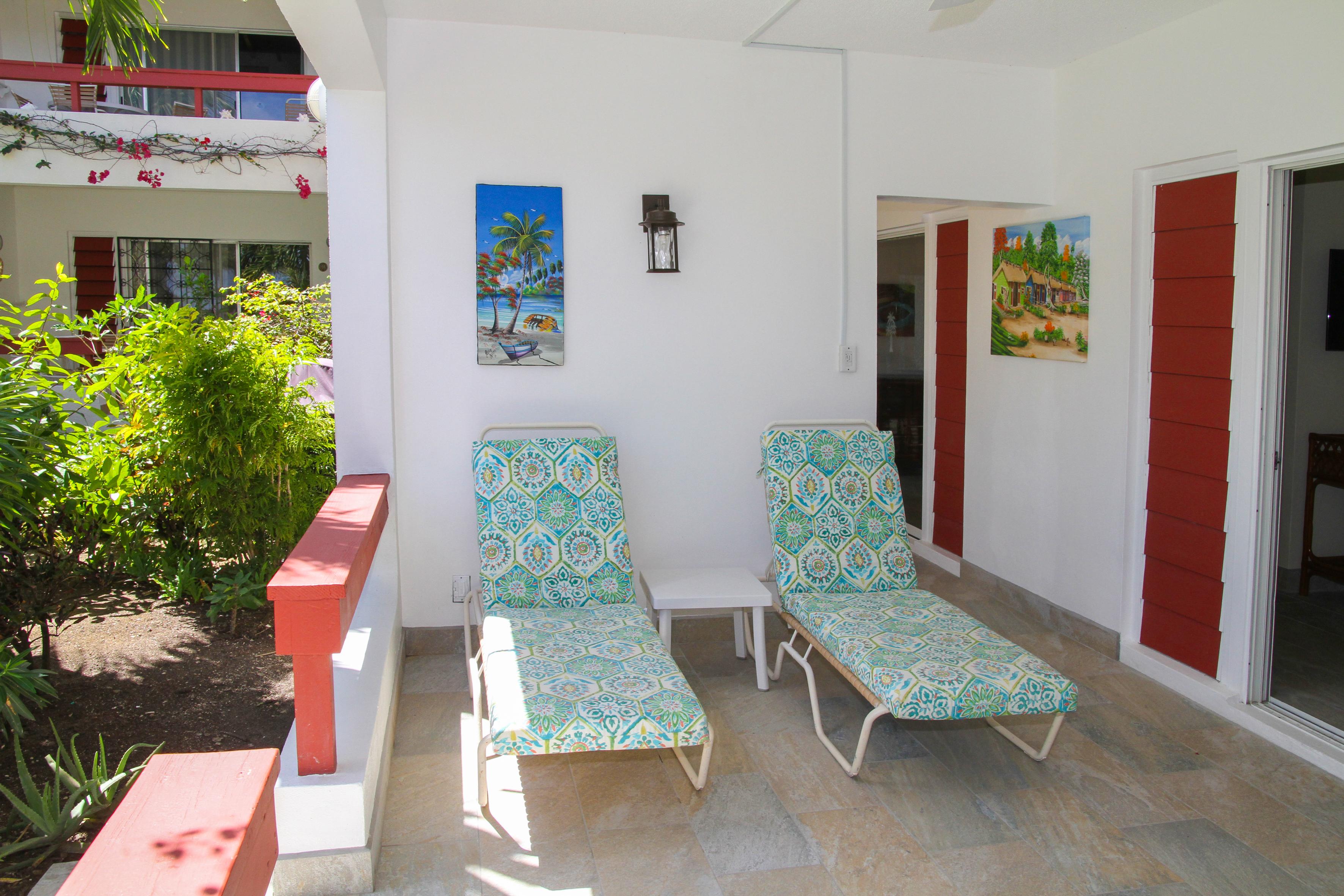 Antigua Village Beach Resort Dickenson Bay Buitenkant foto