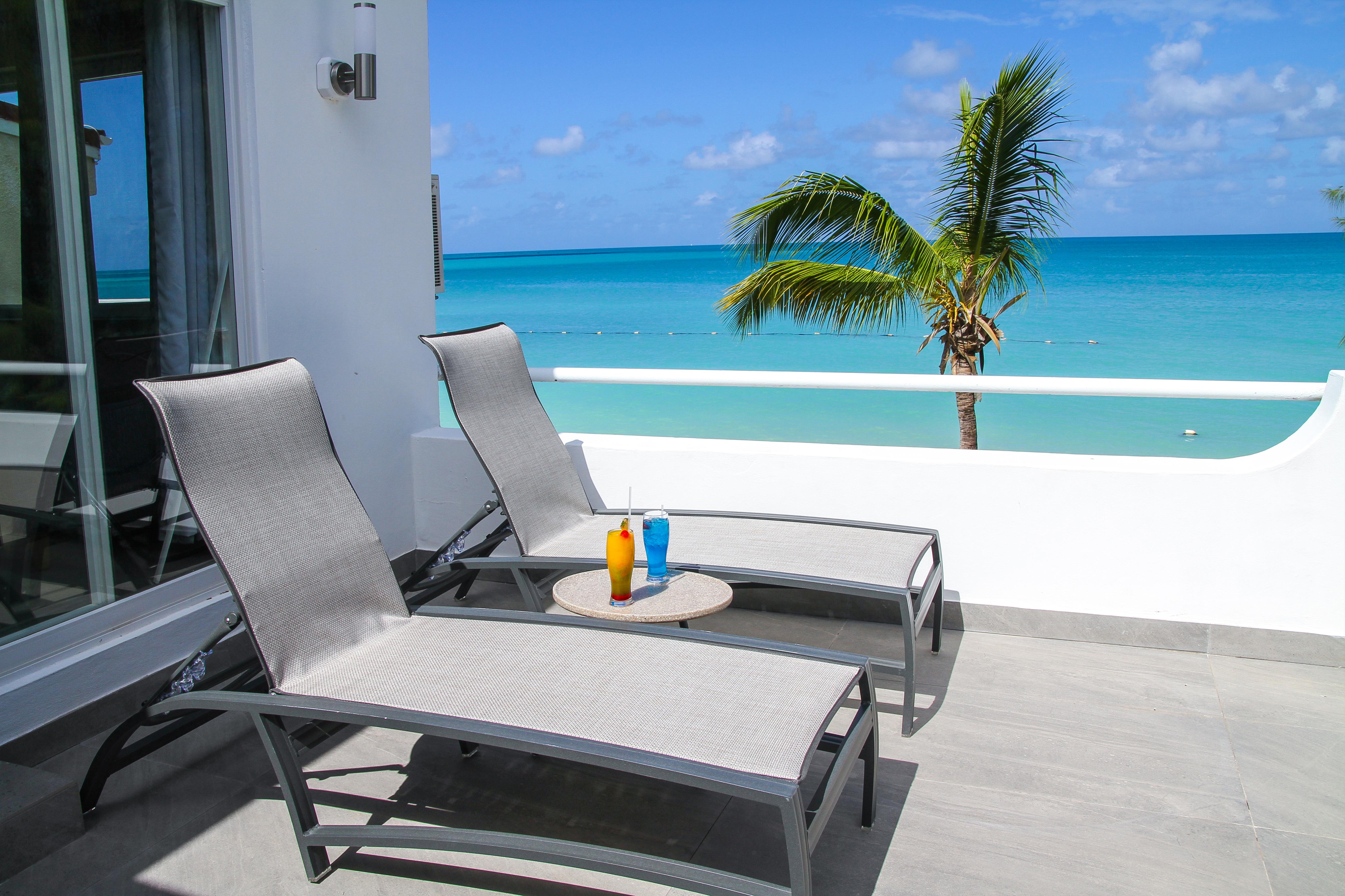 Antigua Village Beach Resort Dickenson Bay Buitenkant foto