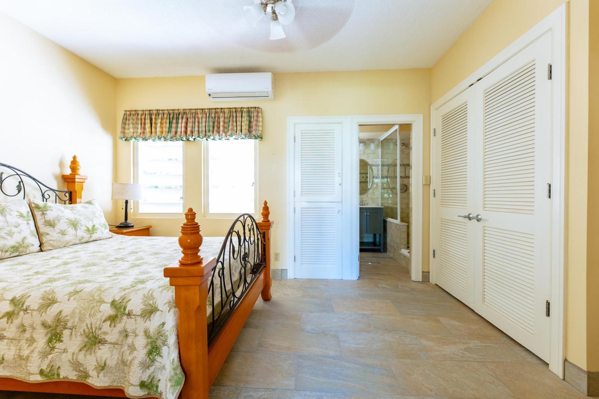 Antigua Village Beach Resort Dickenson Bay Buitenkant foto