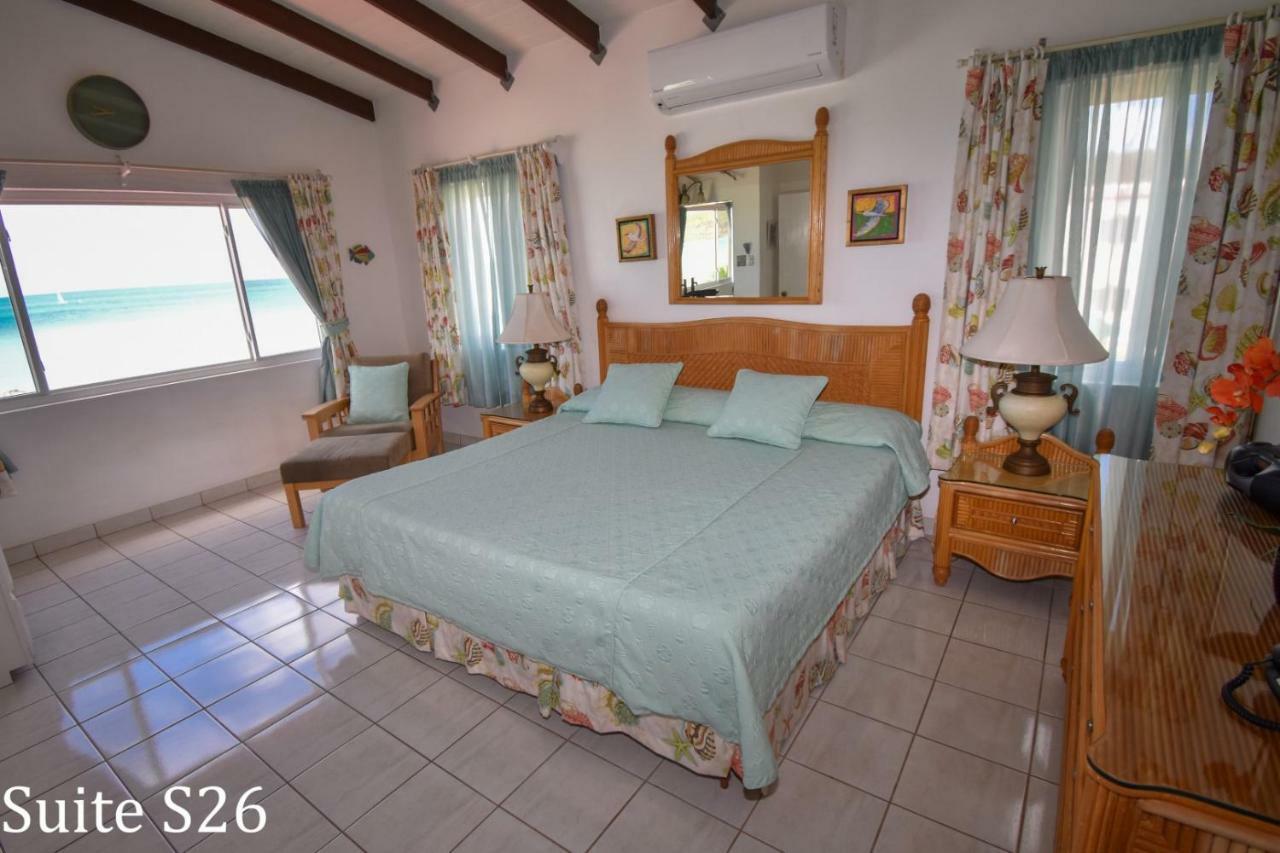 Antigua Village Beach Resort Dickenson Bay Buitenkant foto